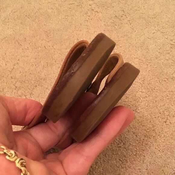 TORY BURCH Thora Caramel Brown Leather Gold Logo Flip Flop Sandals - Picture 4 of 5